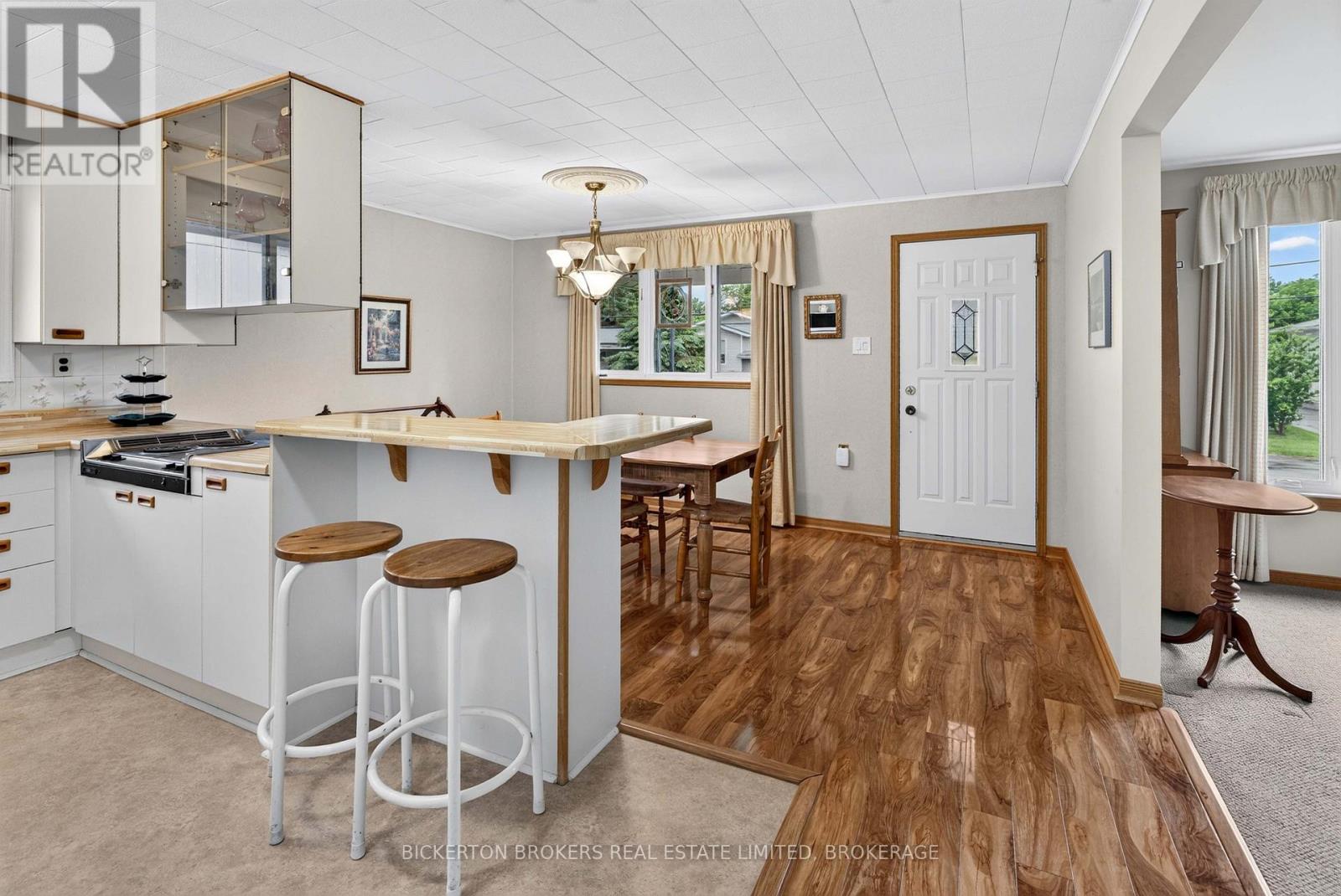 365 Oak Street, Gananoque, Ontario  K7G 2R7 - Photo 19 - X13475278