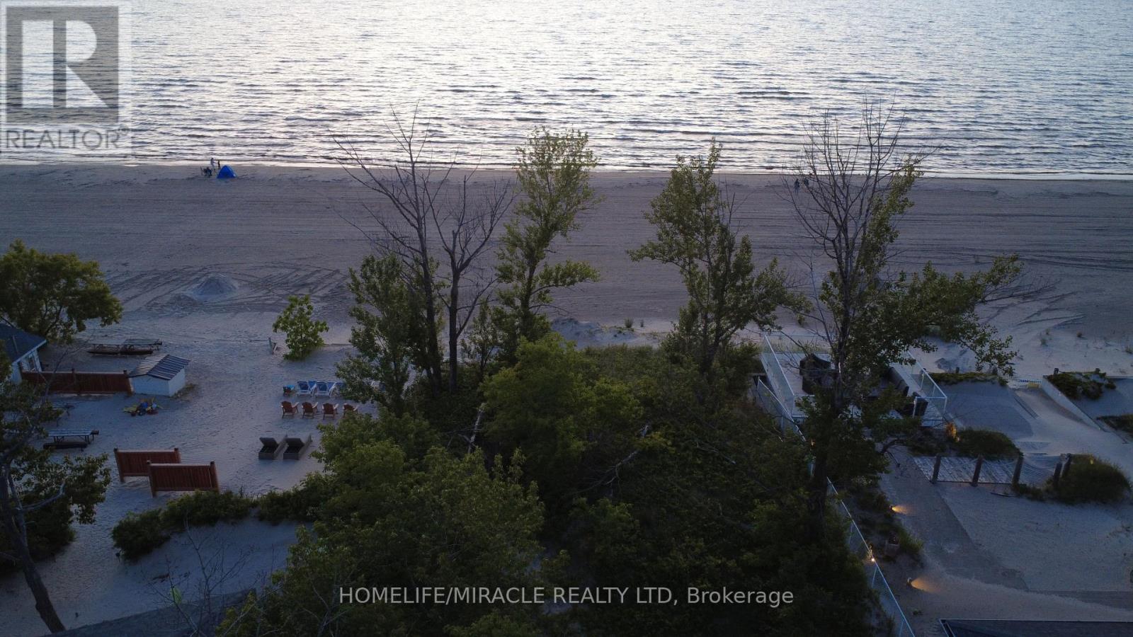 316 Shore Lane, Wasaga Beach, Ontario  L9Z 1Z5 - Photo 3 - S13477780