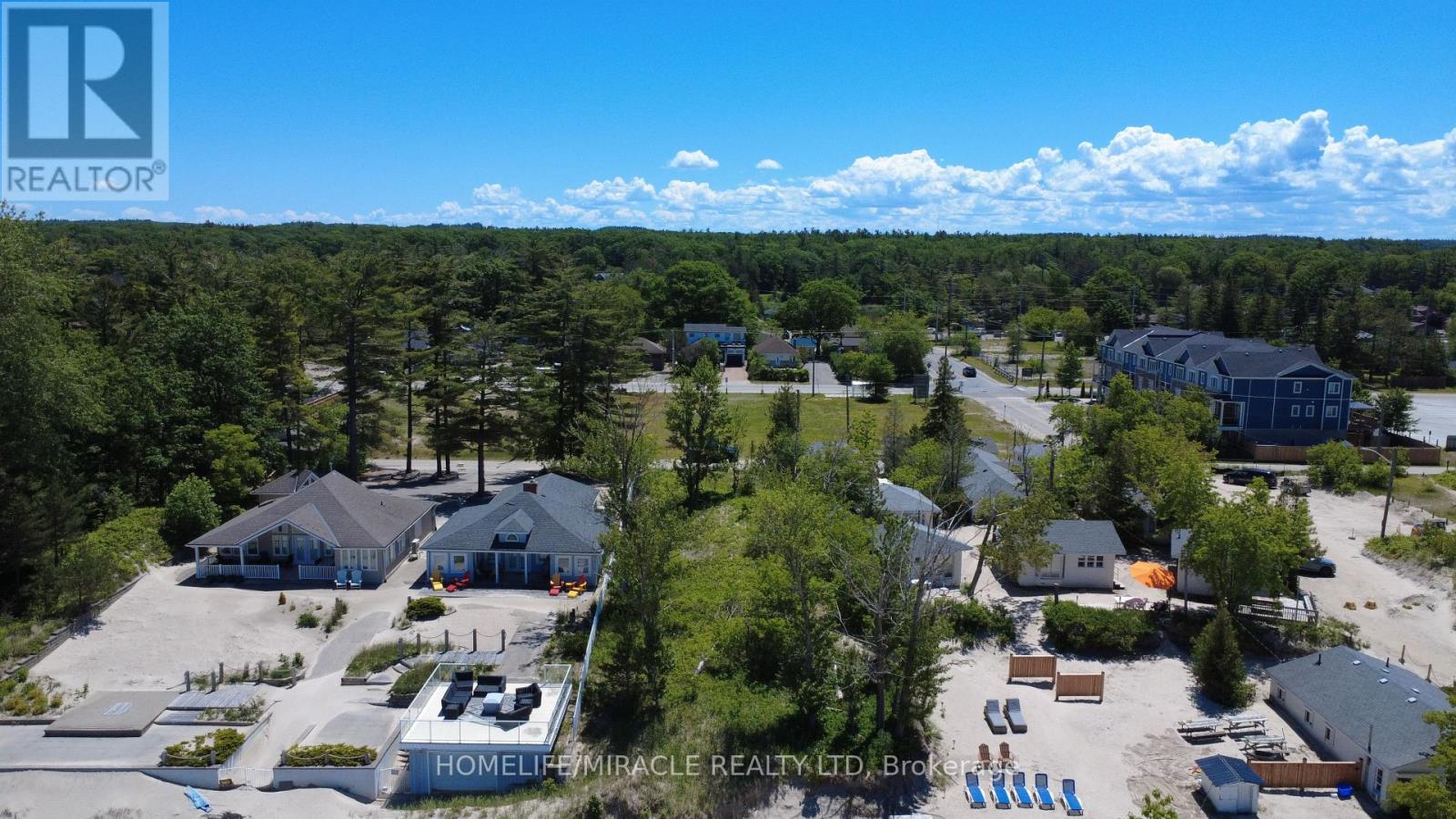 316 Shore Lane, Wasaga Beach, Ontario  L9Z 1Z5 - Photo 4 - S13477780