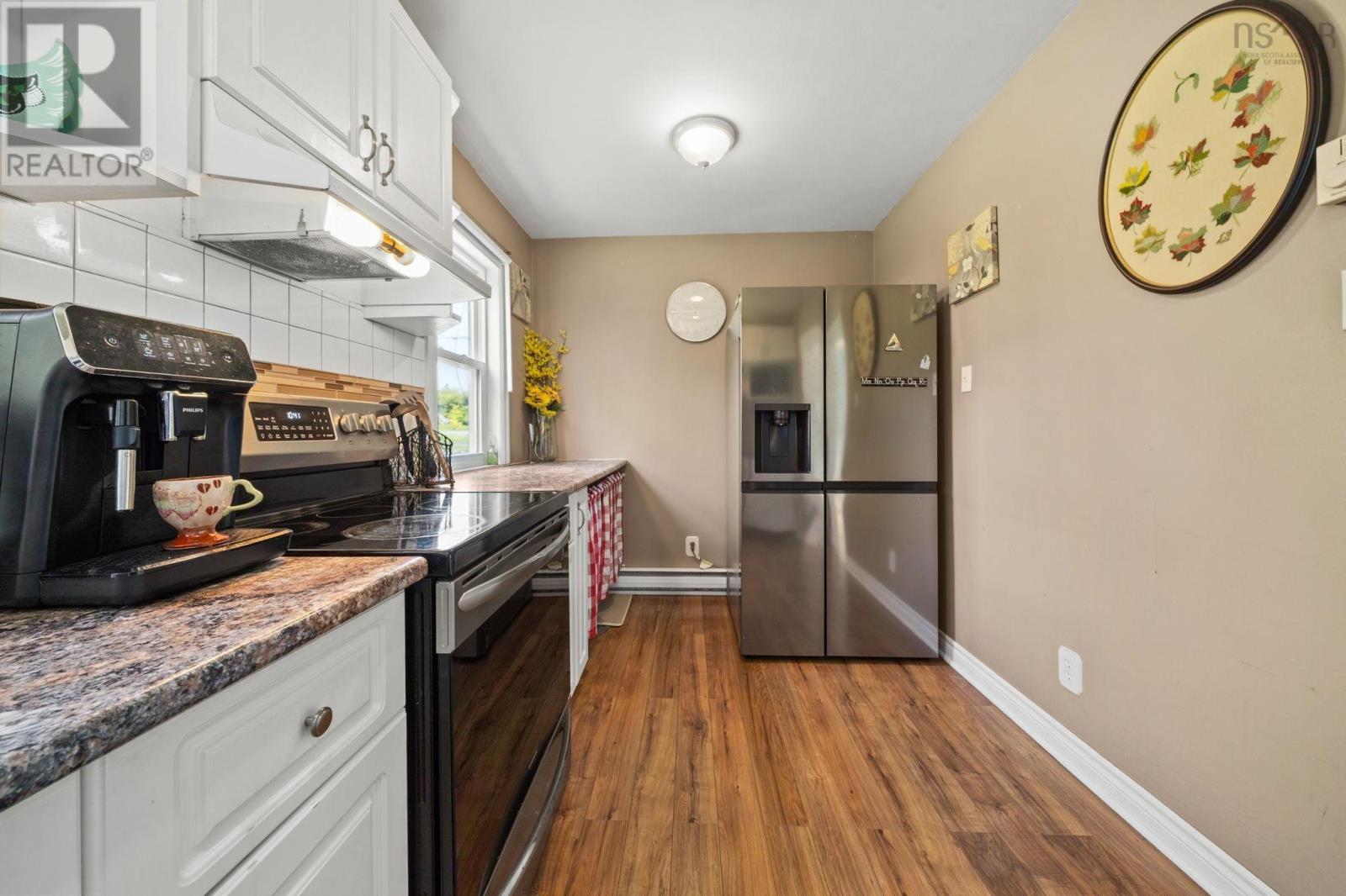 18 Avon Crescent, Spryfield, Nova Scotia  B3R 2E3 - Photo 7 - 202615347
