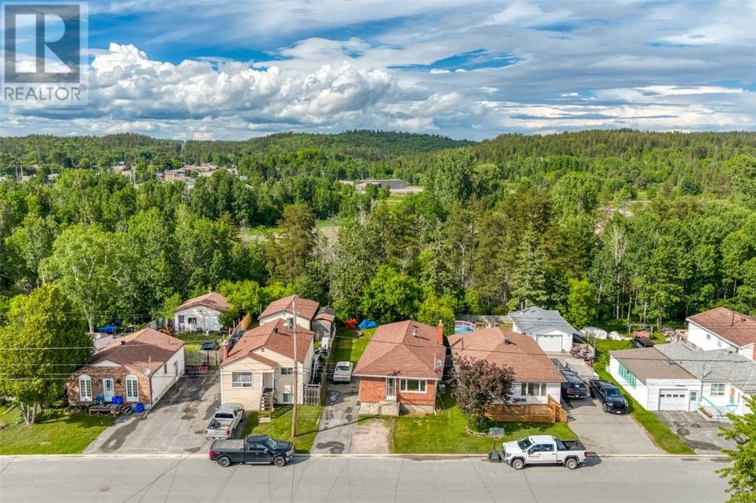 48 Vaughan, Capreol, Ontario  P0M 1H0 - Photo 4 - 2128747