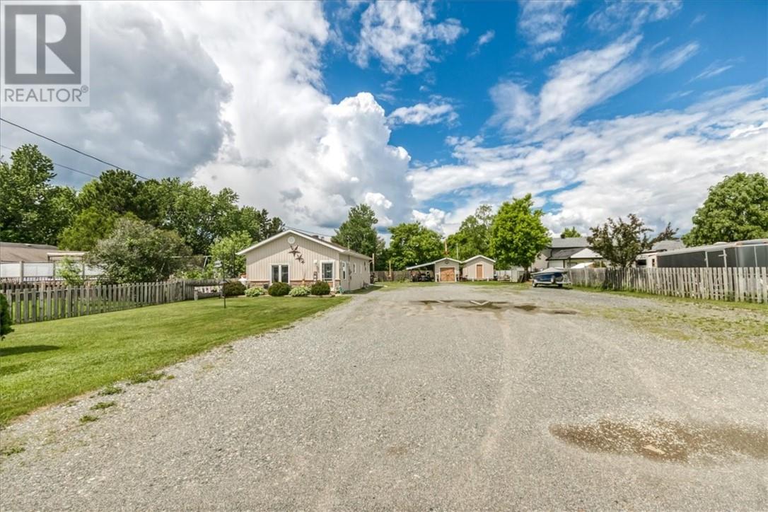 4755 Notre Dame Avenue, Hanmer, Ontario  P3P 1X5 - Photo 31 - 2128754