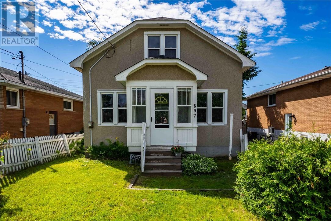 697 Ontario Street, Sudbury, Ontario  P3E 4K8 - Photo 2 - 2128740