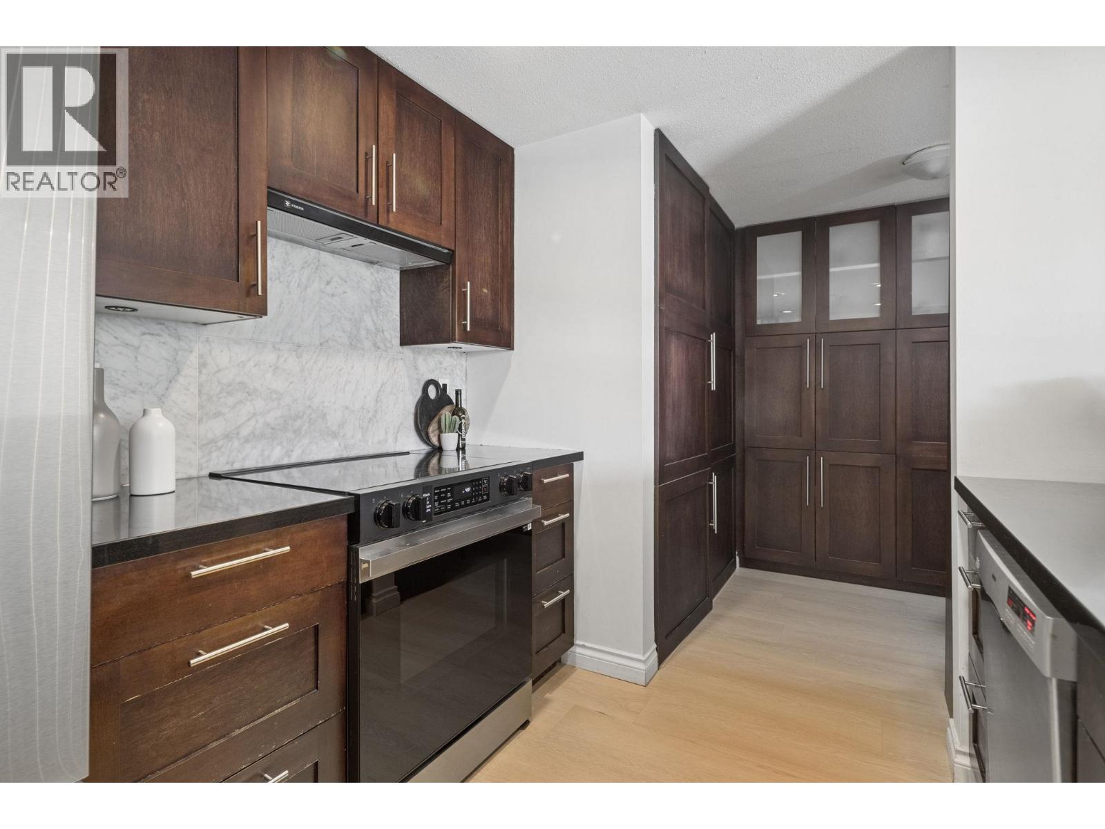 301 1502 Island Park Walk, Vancouver, British Columbia  V6H 3Z8 - Photo 12 - R3138788