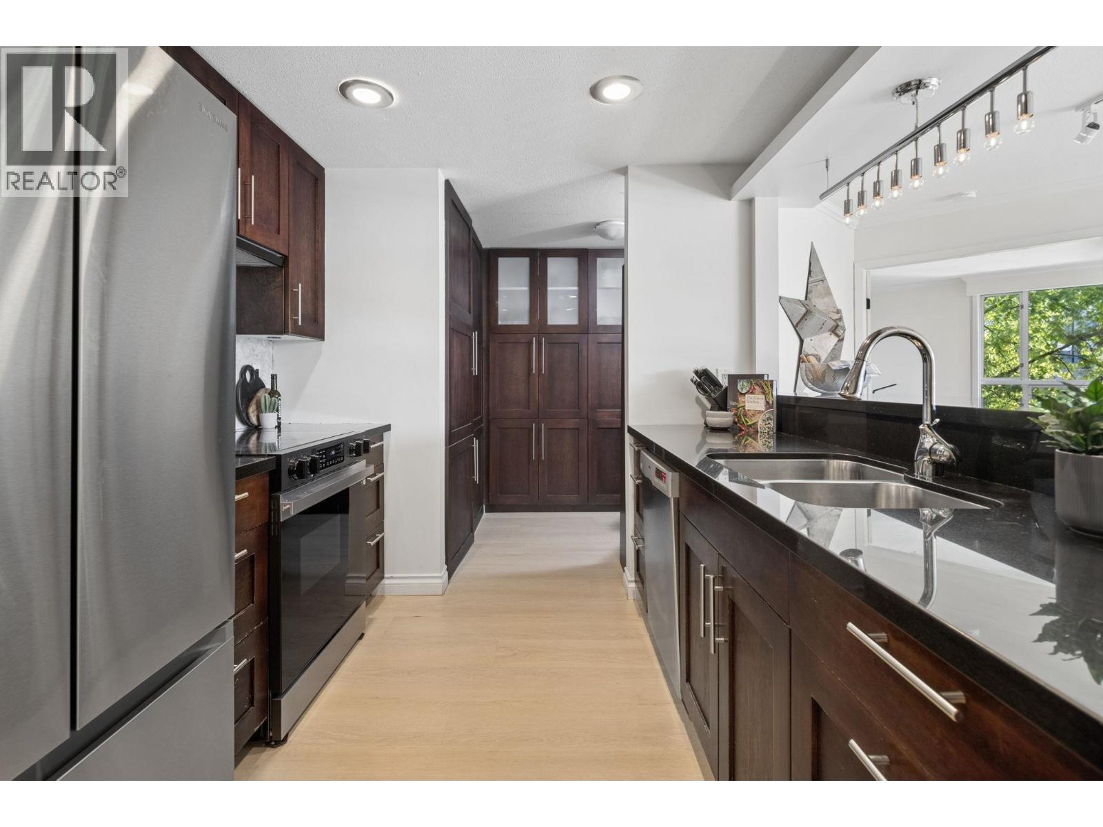 301 1502 Island Park Walk, Vancouver, British Columbia  V6H 3Z8 - Photo 13 - R3138788