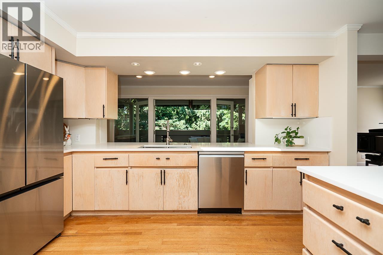 3841 Bayridge Avenue, West Vancouver, British Columbia  V7V 3J3 - Photo 7 - R3138790