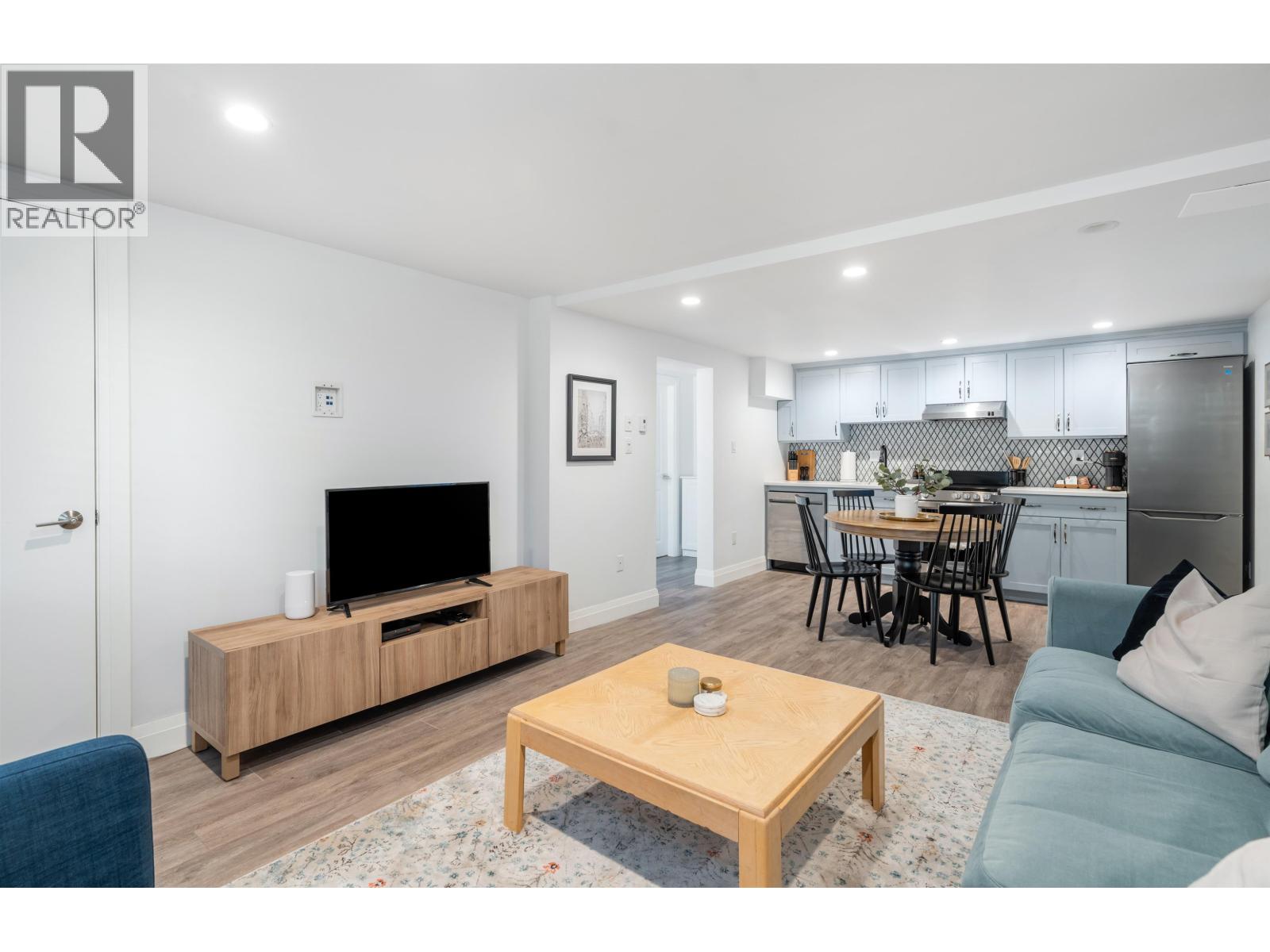 Lower 2621 E 5th Avenue, Vancouver, British Columbia  V5M 1N1 - Photo 5 - R3138803