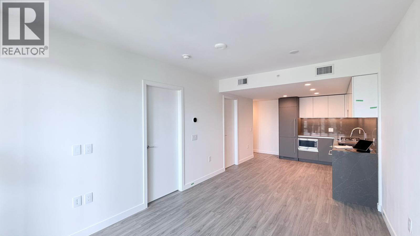 3701 2135 Springer Avenue, Burnaby, British Columbia  V5B 0C1 - Photo 3 - R3138809