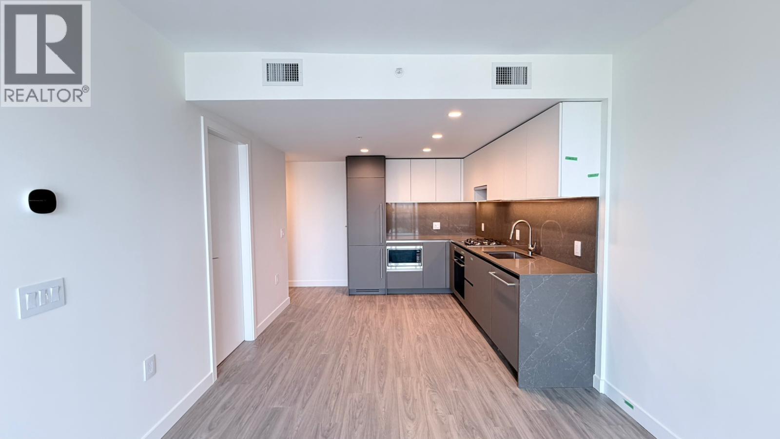 3701 2135 Springer Avenue, Burnaby, British Columbia  V5B 0C1 - Photo 5 - R3138809