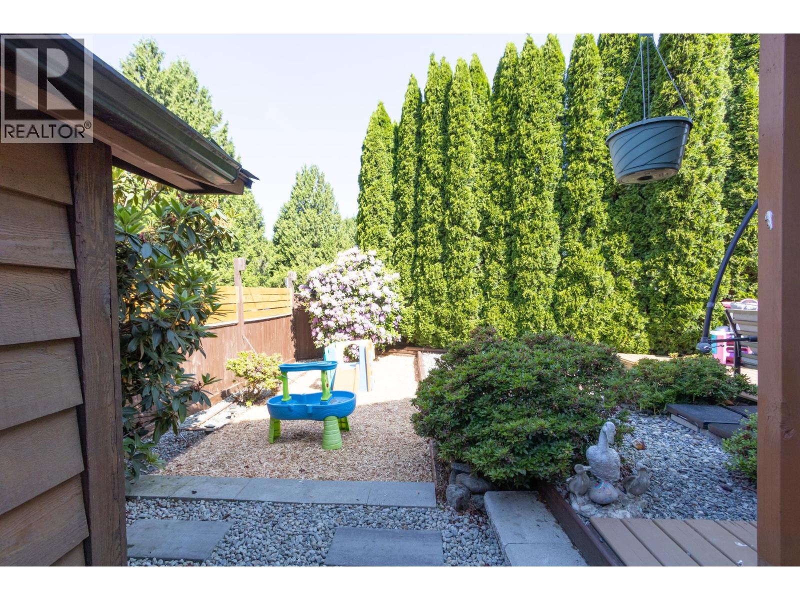 21573 Cherrington Avenue, Maple Ridge, British Columbia  V2X 8R2 - Photo 16 - R3138819