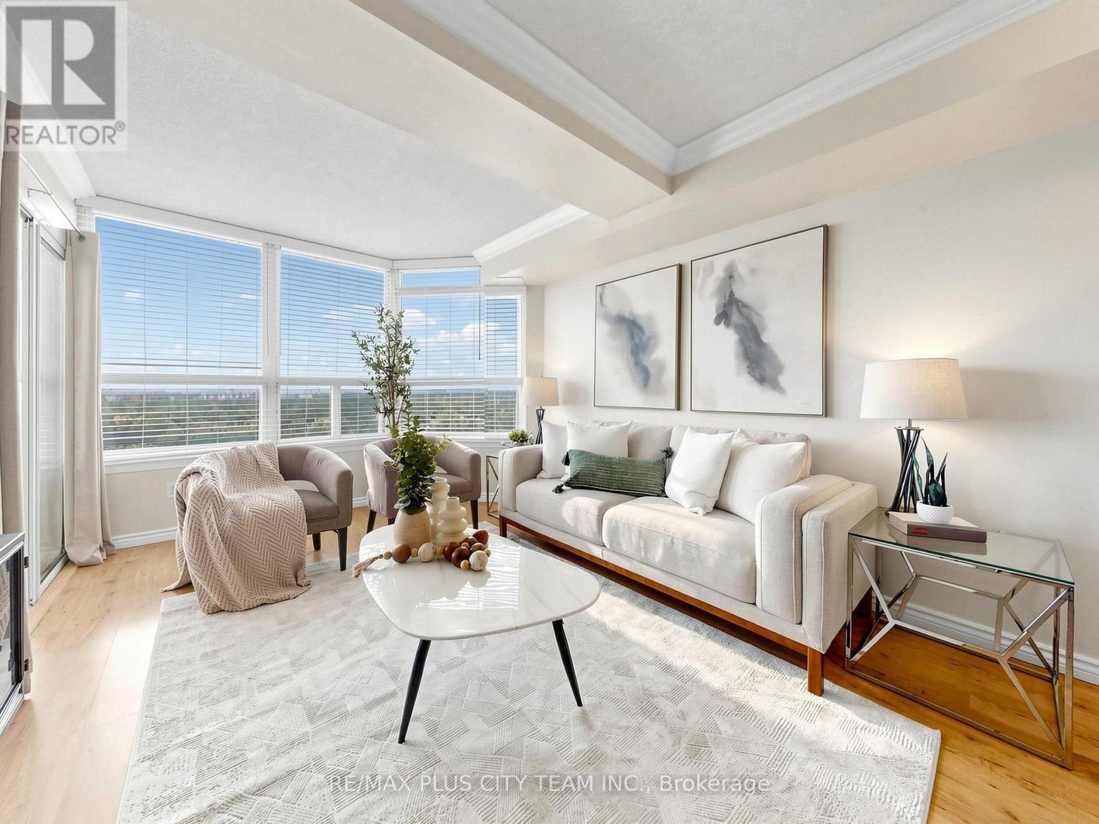 1717 - 268 RIDLEY BOULEVARD, Toronto, Ontario