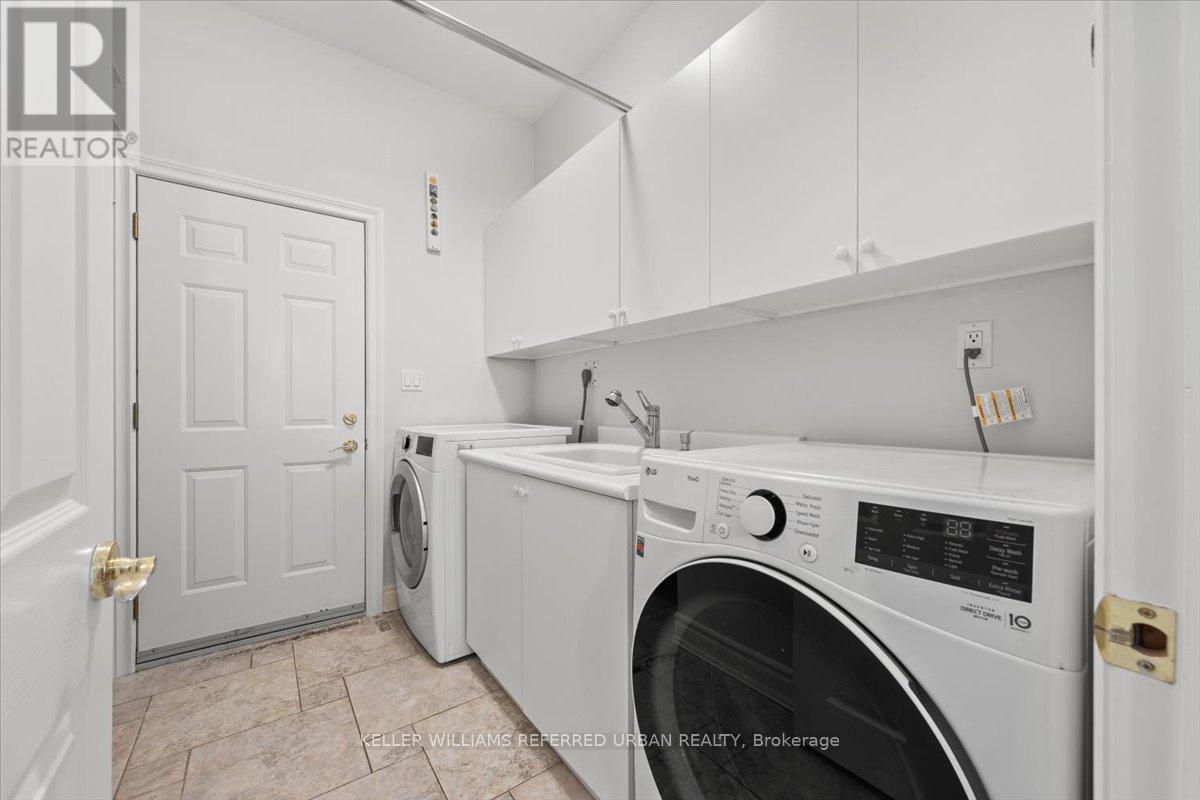 6 Wentworth Avenue, Toronto, Ontario  M2N 1T6 - Photo 17 - C13478200