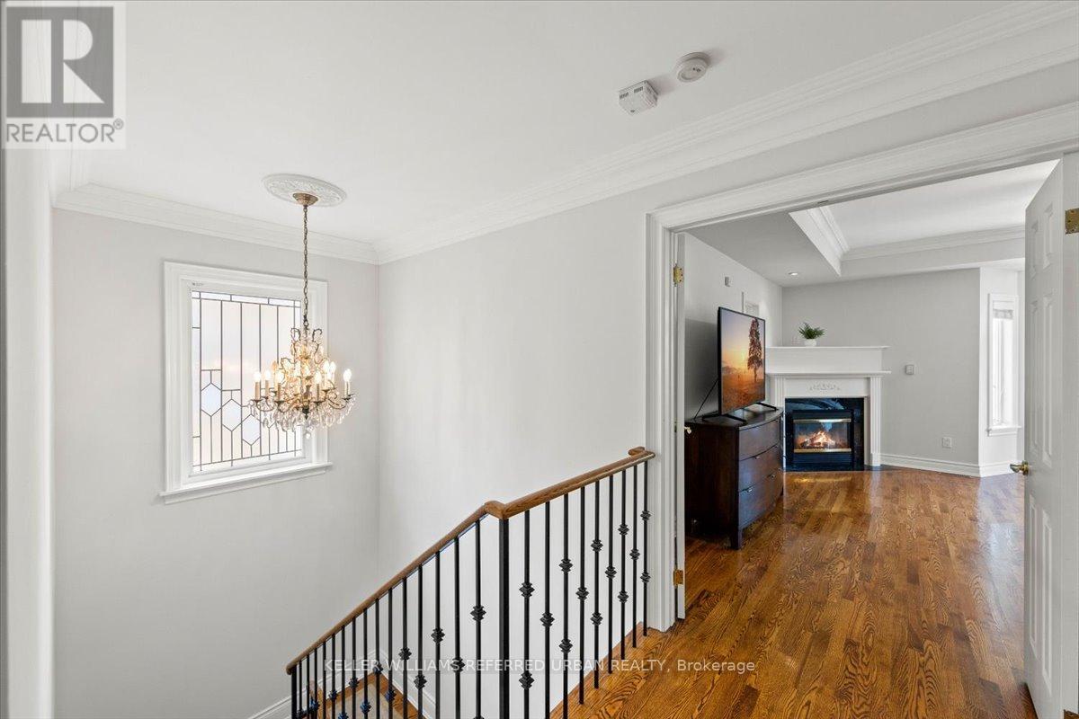 6 Wentworth Avenue, Toronto, Ontario  M2N 1T6 - Photo 18 - C13478200