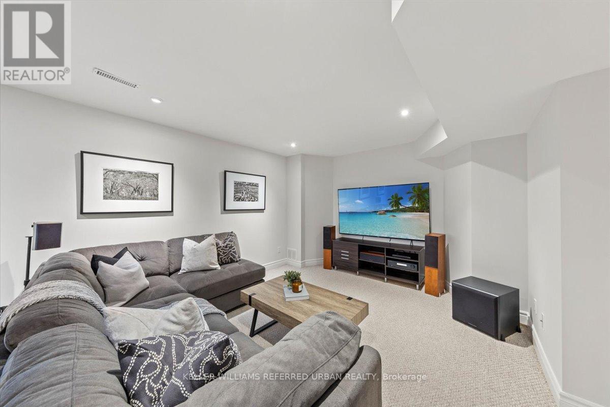 6 Wentworth Avenue, Toronto, Ontario  M2N 1T6 - Photo 29 - C13478200