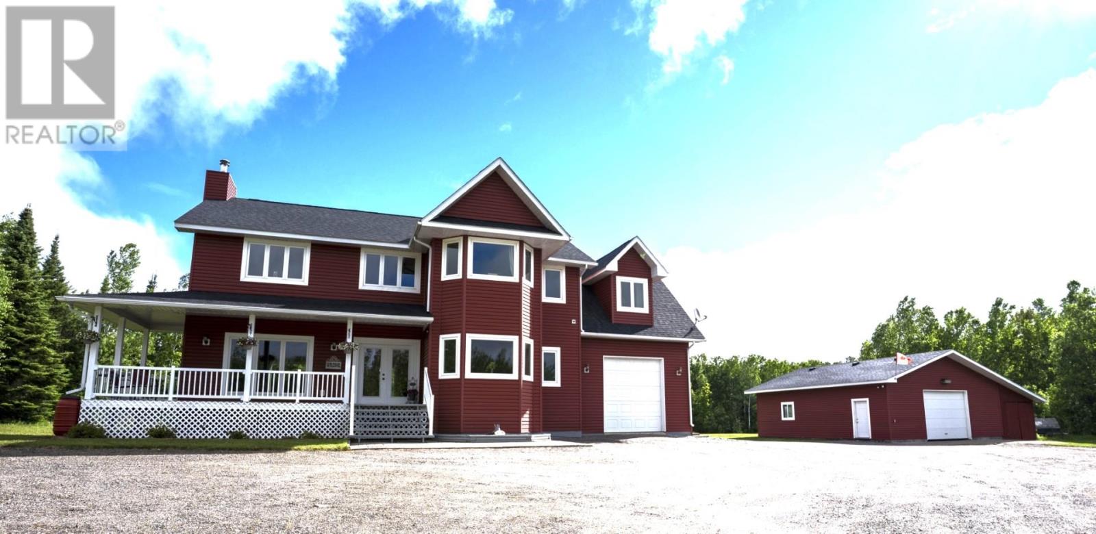 566 Calvert RD, Thunder Bay, Ontario