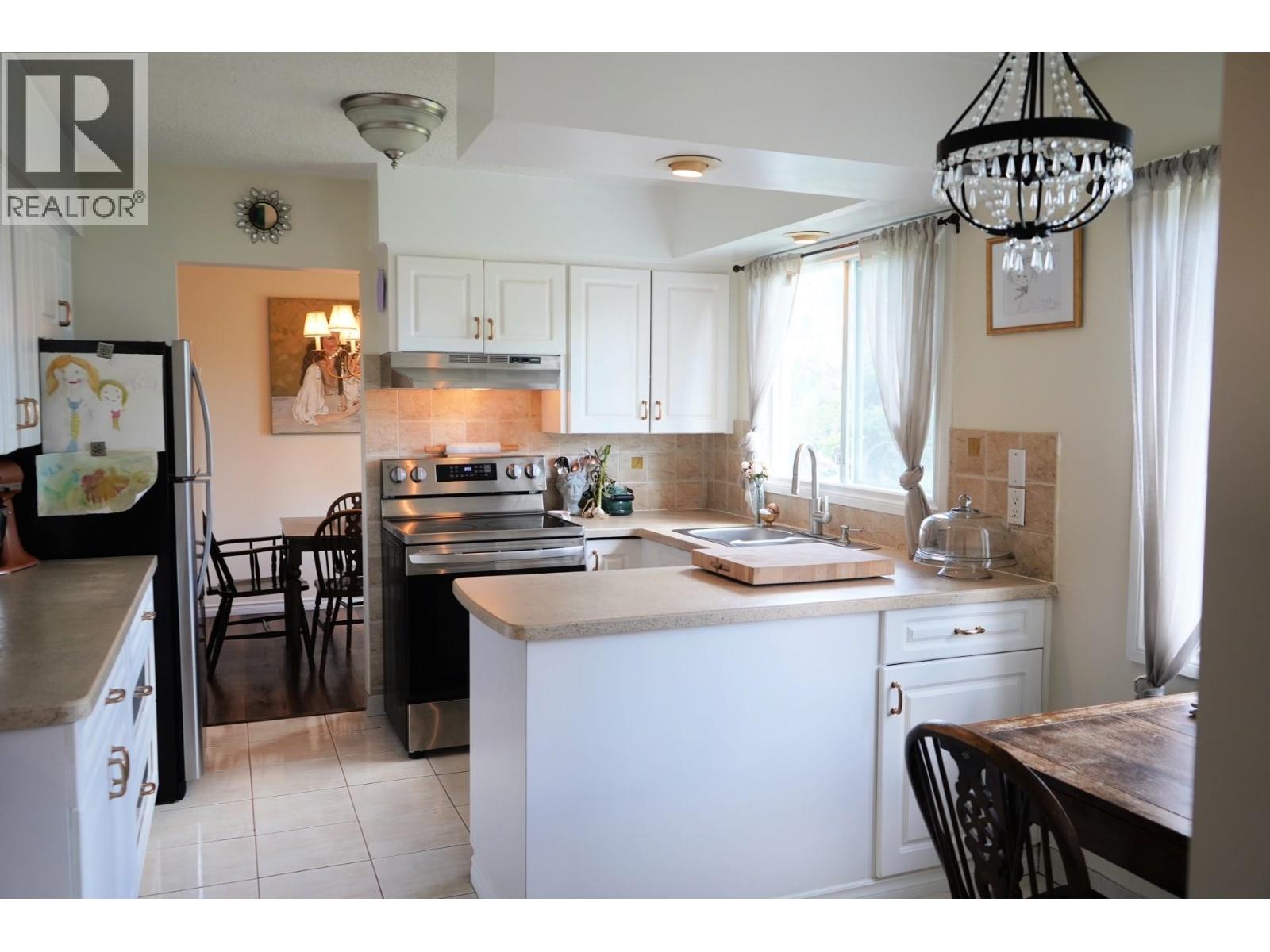 9312 106 Avenue, Fort St. John, British Columbia  V1J 2N4 - Photo 4 - R3138821