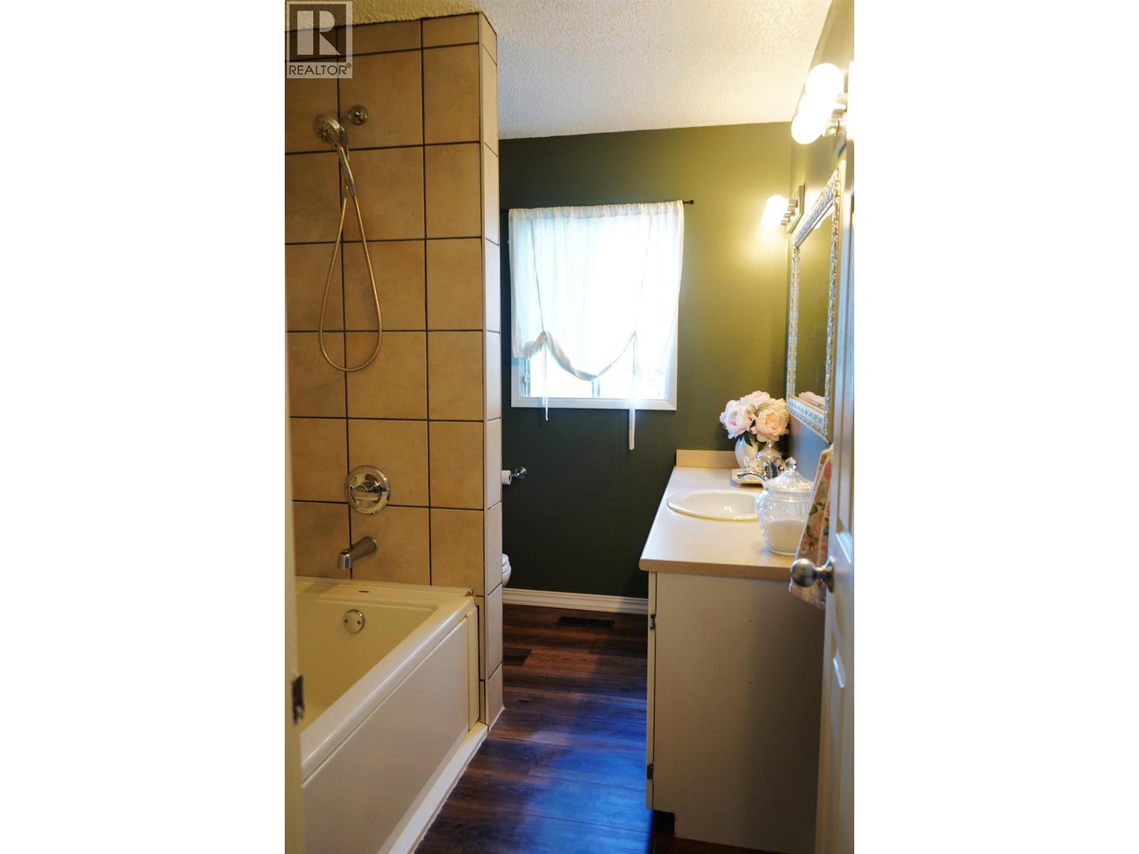 9312 106 Avenue, Fort St. John, British Columbia  V1J 2N4 - Photo 6 - R3138821