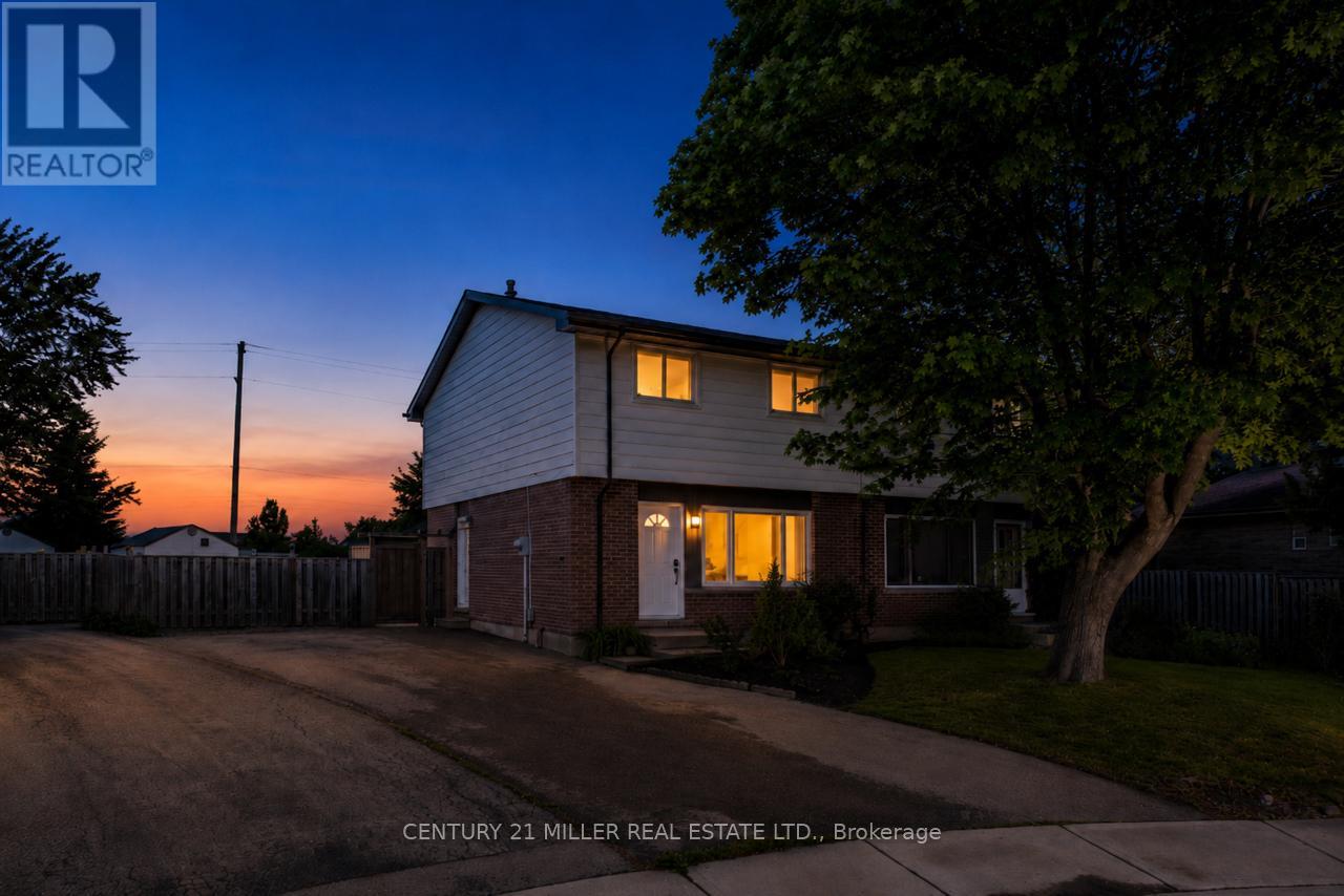 47 HOPEWELL CRESCENT, Hamilton, Ontario