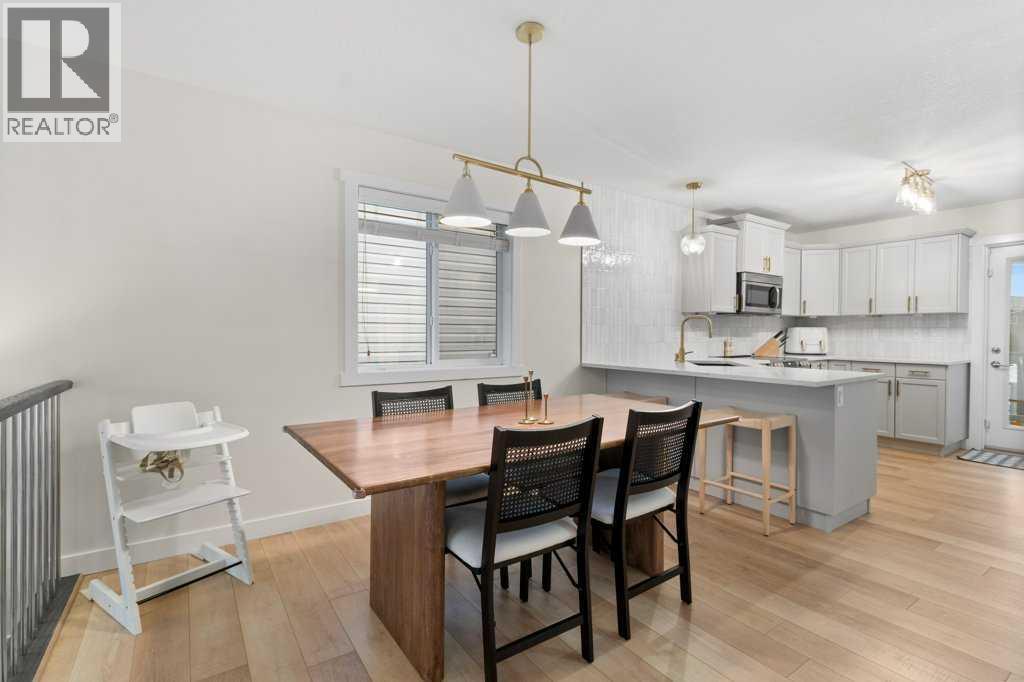 14 Village Crescent, Red Deer, Alberta  T4R 0P3 - Photo 6 - A2319473