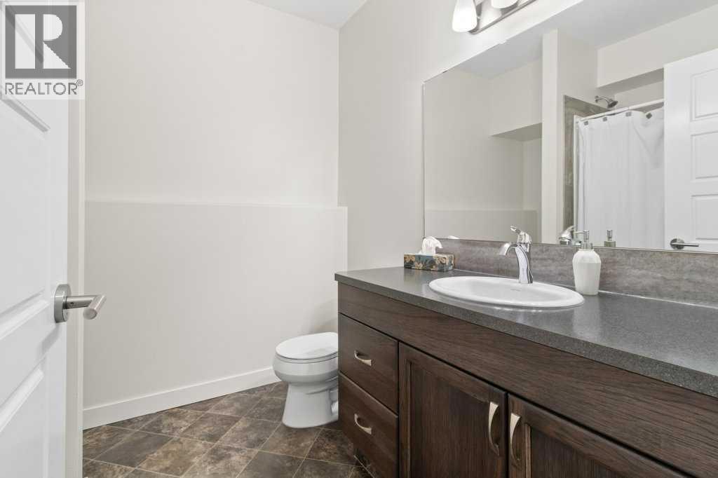 14 Village Crescent, Red Deer, Alberta  T4R 0P3 - Photo 19 - A2319473