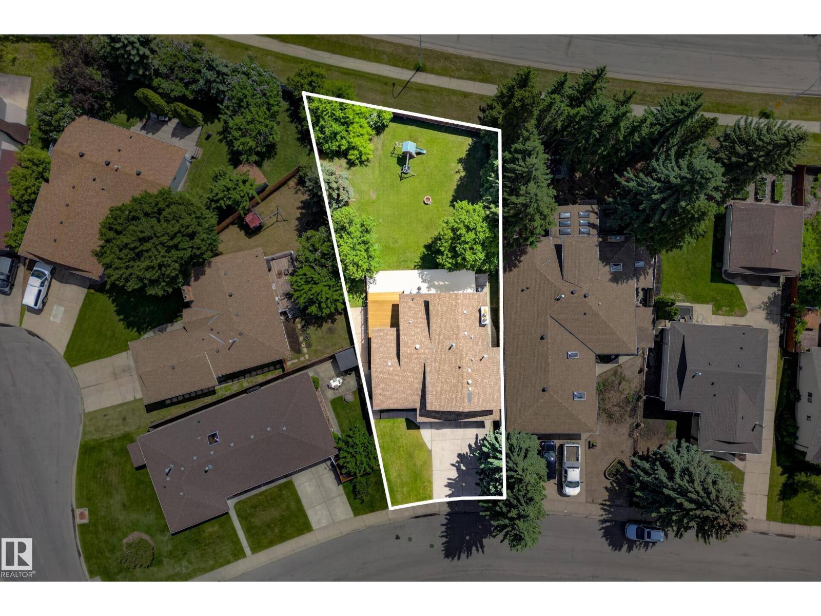 55 Ekota Cr NW, Edmonton, Alberta  T6K 2J6 - Photo 3 - E4495175