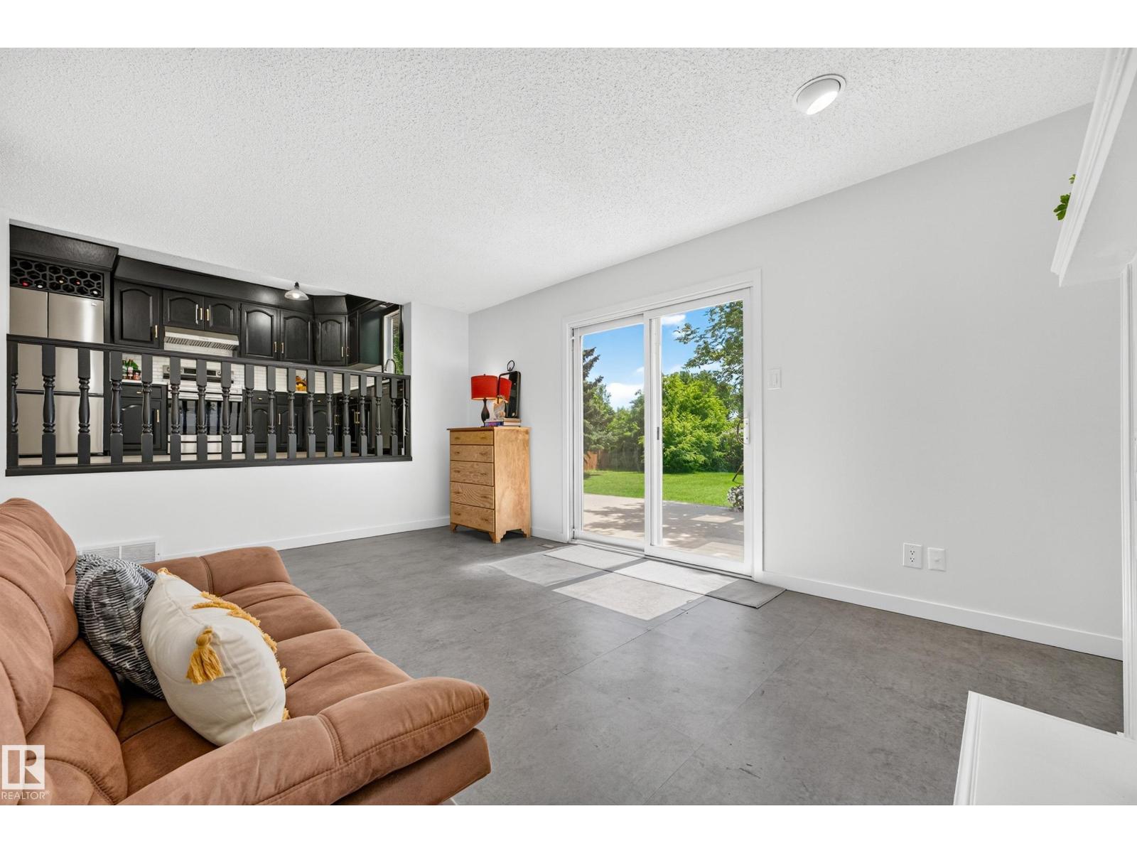 55 Ekota Cr NW, Edmonton, Alberta  T6K 2J6 - Photo 35 - E4495175