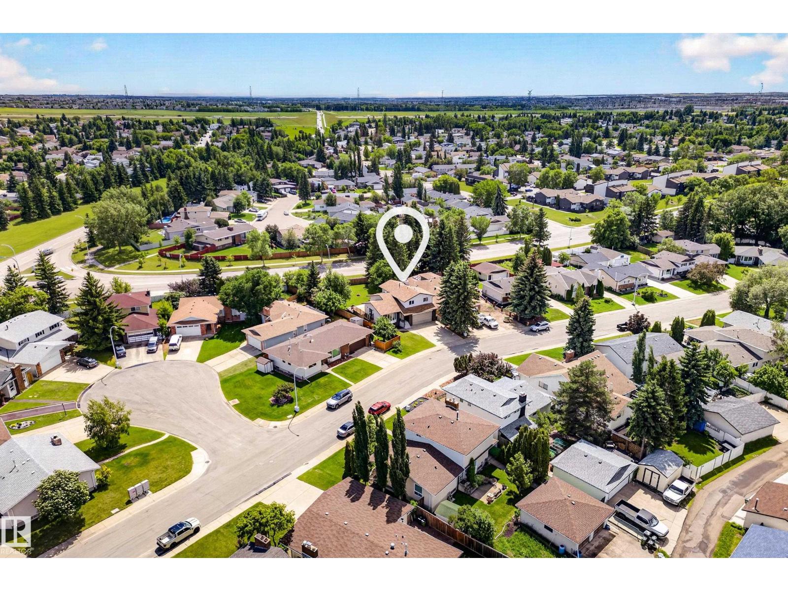 55 Ekota Cr NW, Edmonton, Alberta  T6K 2J6 - Photo 4 - E4495175