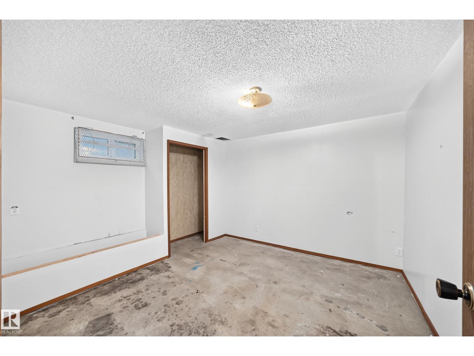 1816 48 St NW, Edmonton, Alberta  T6L 2X6 - Photo 32 - E4495180