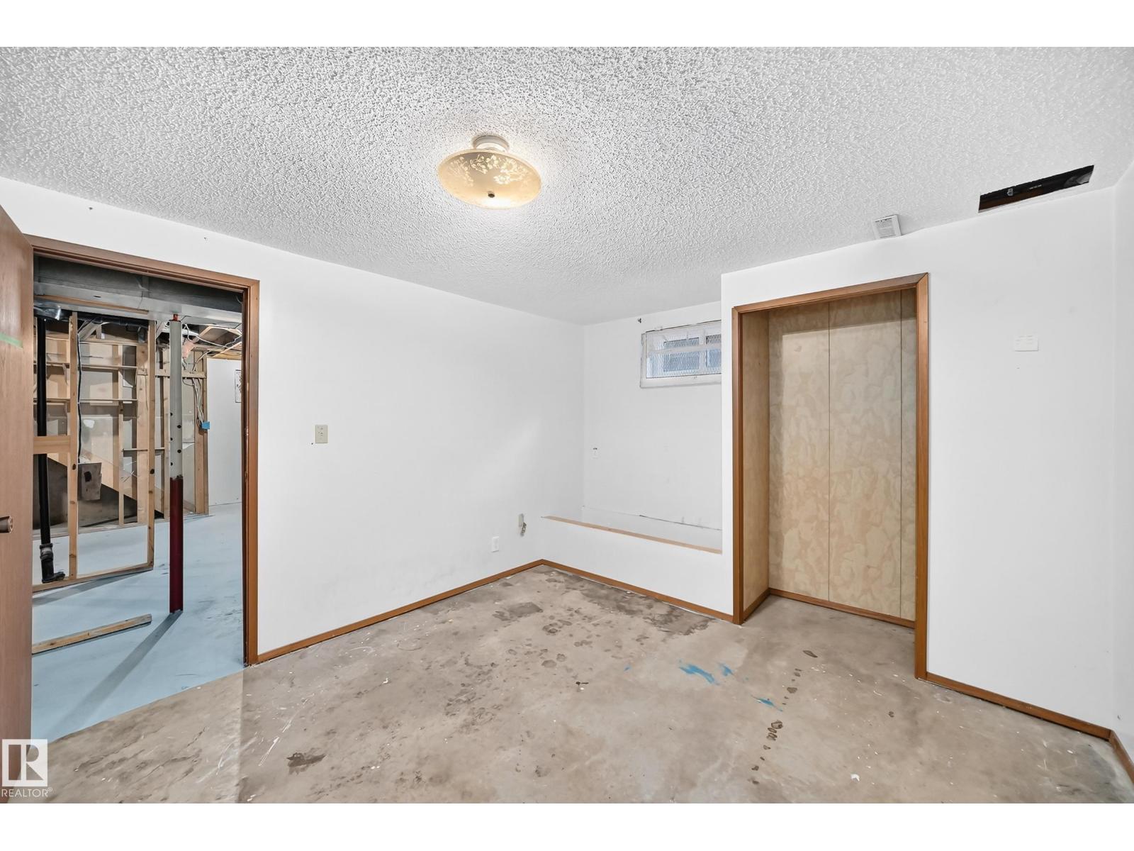 1816 48 St NW, Edmonton, Alberta  T6L 2X6 - Photo 33 - E4495180