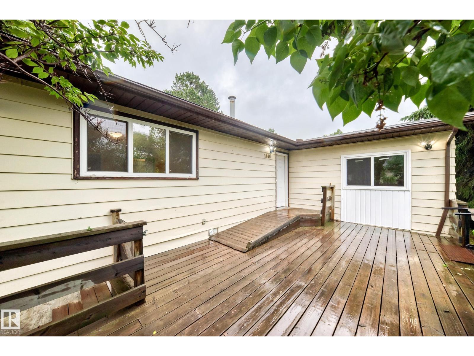 1816 48 St NW, Edmonton, Alberta  T6L 2X6 - Photo 42 - E4495180