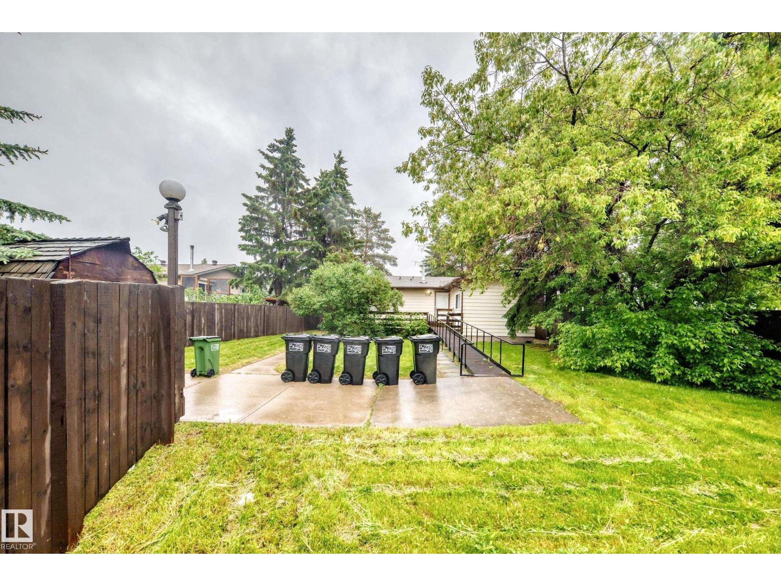 1816 48 St NW, Edmonton, Alberta  T6L 2X6 - Photo 48 - E4495180