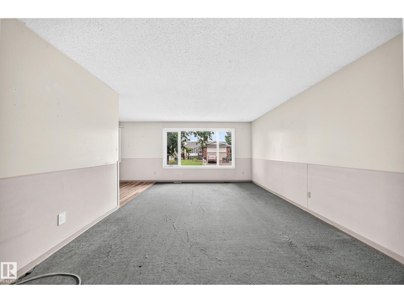 2071 49a St NW, Edmonton, Alberta  T6L 2W9 - Photo 14 - E4495182