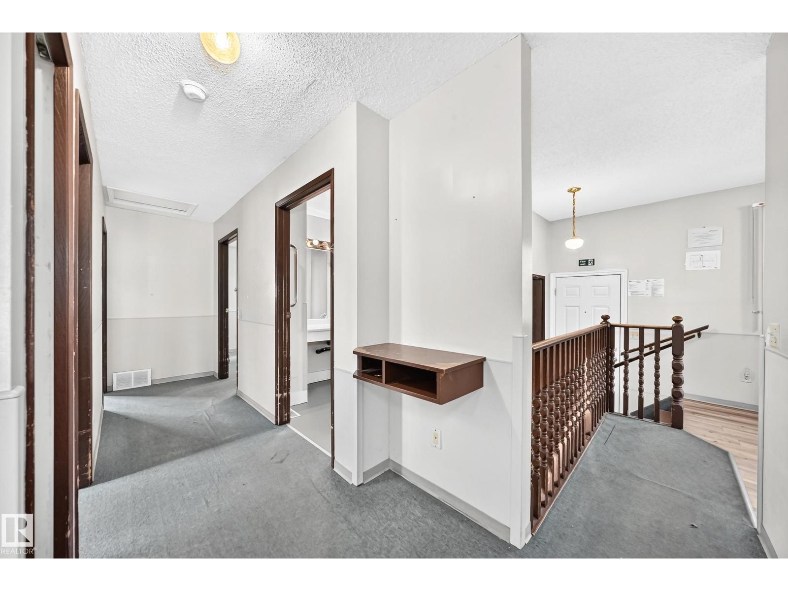 2071 49a St NW, Edmonton, Alberta  T6L 2W9 - Photo 18 - E4495182