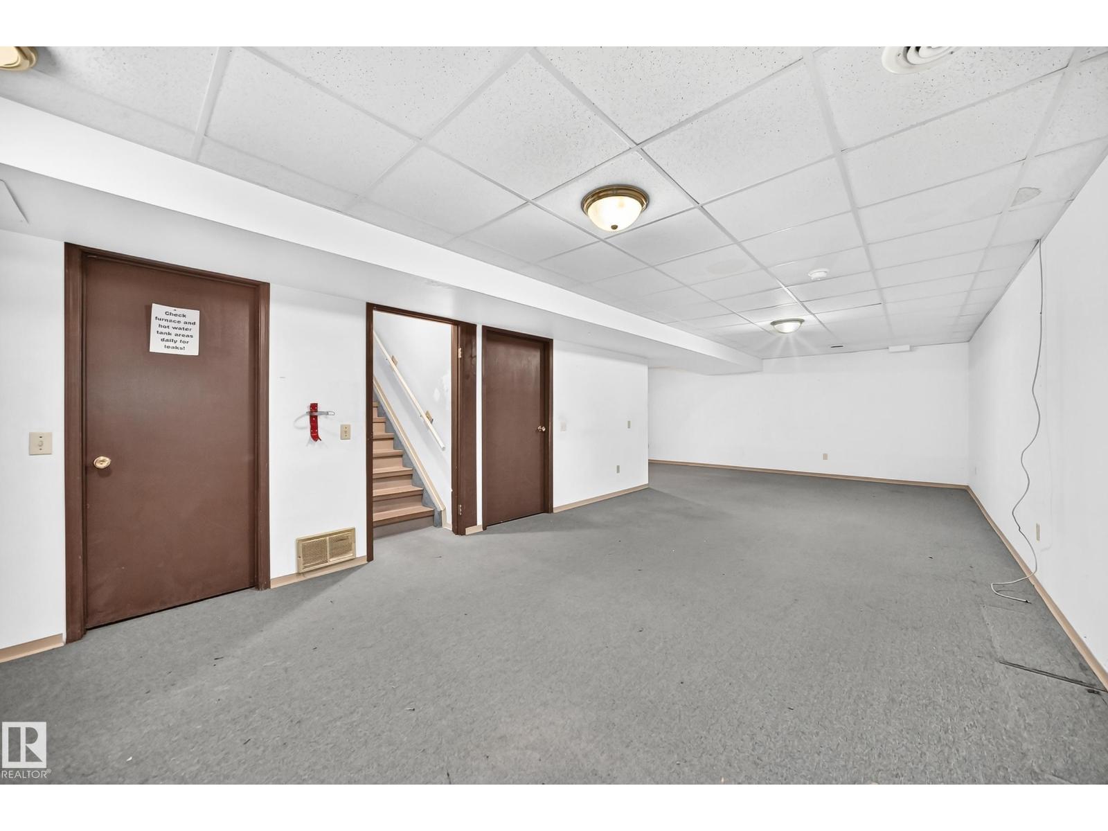 2071 49a St NW, Edmonton, Alberta  T6L 2W9 - Photo 29 - E4495182