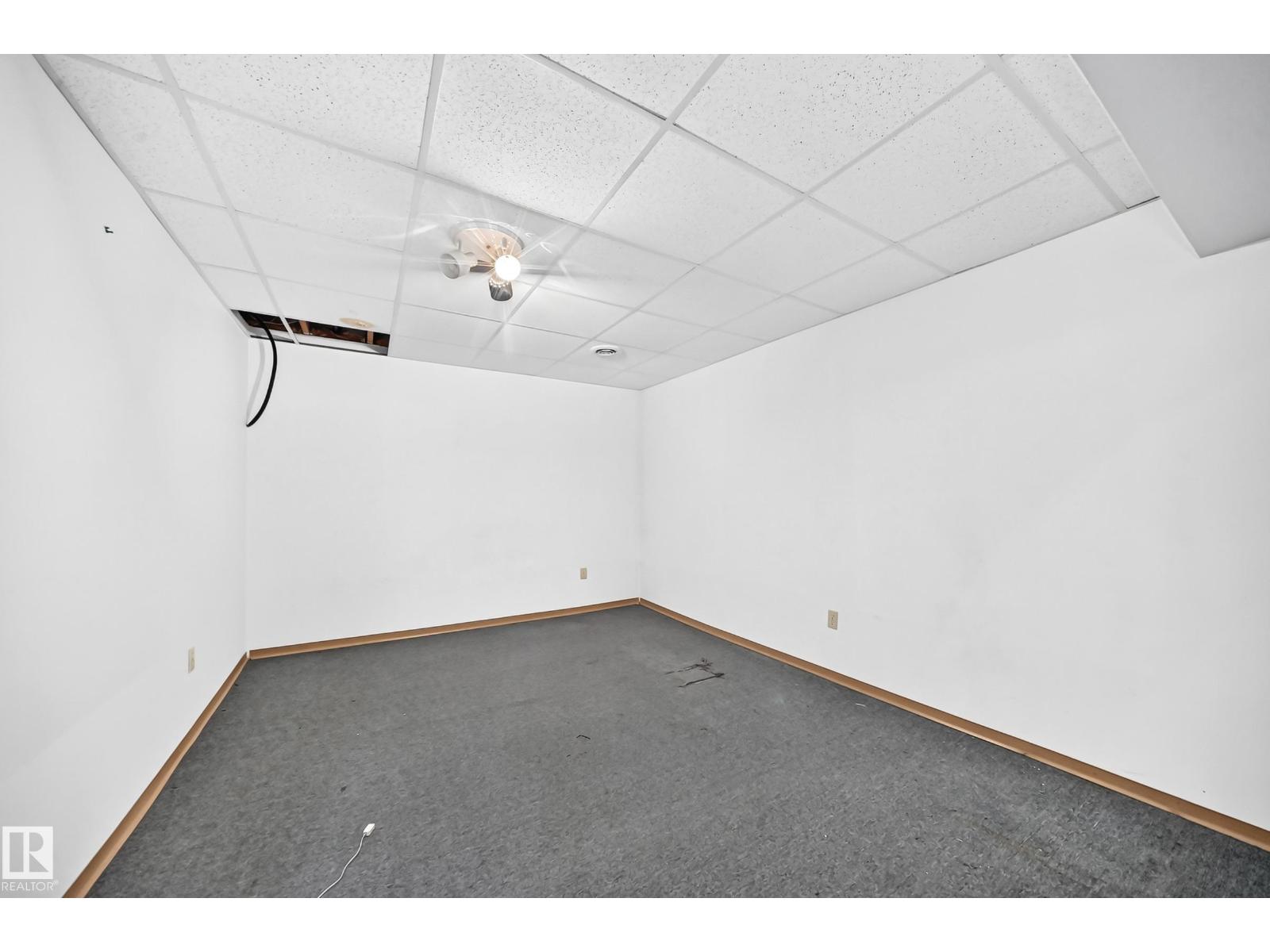 2071 49a St NW, Edmonton, Alberta  T6L 2W9 - Photo 32 - E4495182