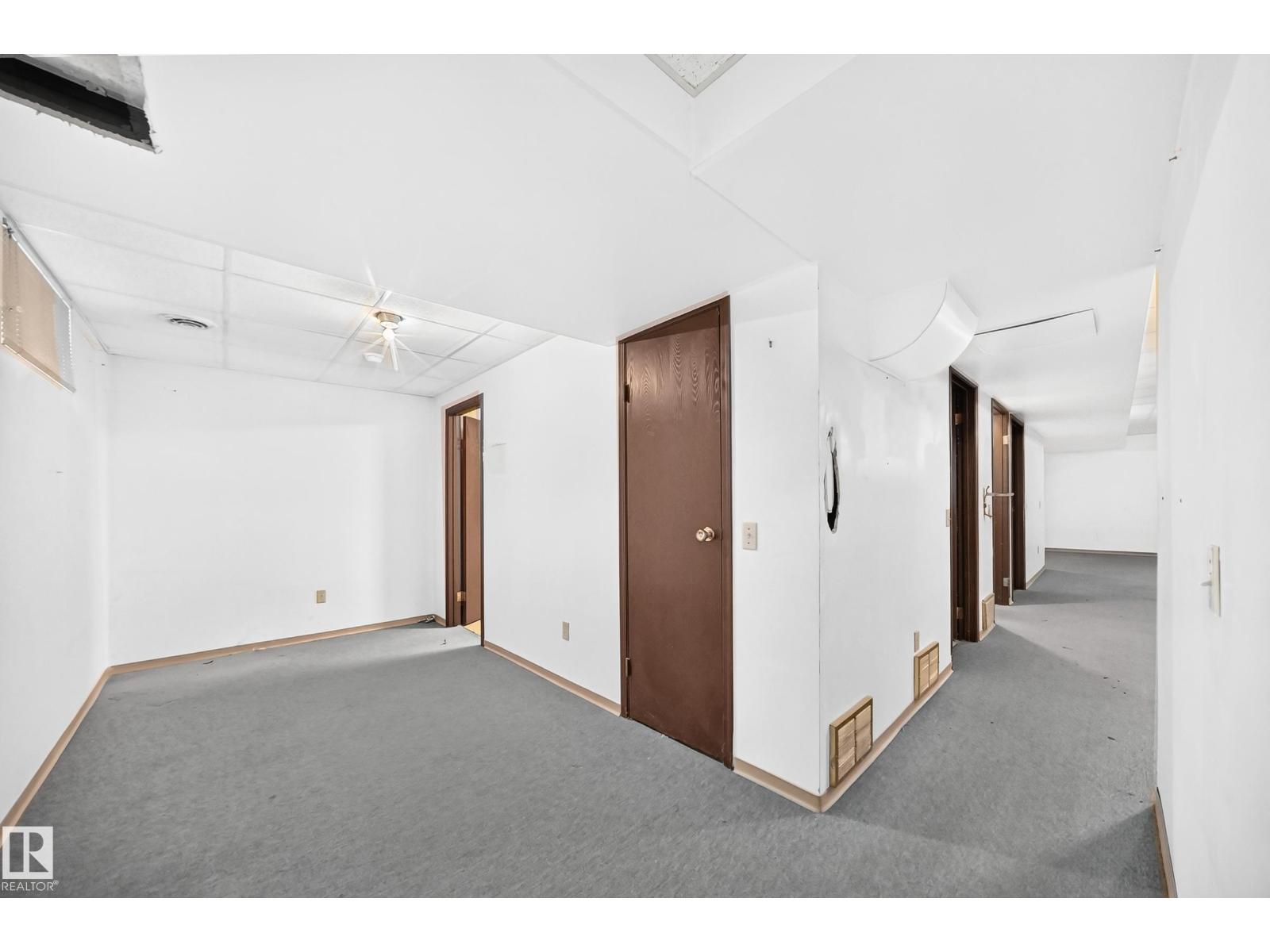 2071 49a St NW, Edmonton, Alberta  T6L 2W9 - Photo 34 - E4495182