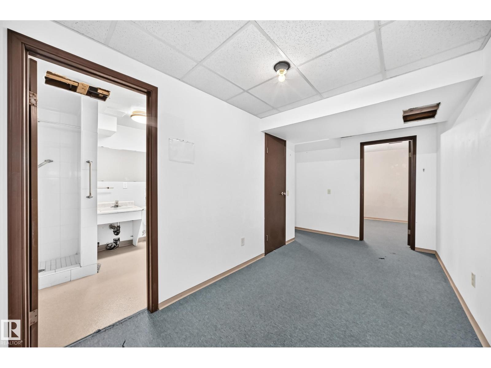 2071 49a St NW, Edmonton, Alberta  T6L 2W9 - Photo 35 - E4495182