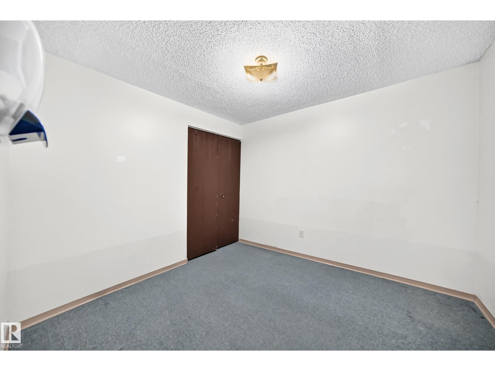 2071 49a St NW, Edmonton, Alberta  T6L 2W9 - Photo 36 - E4495182