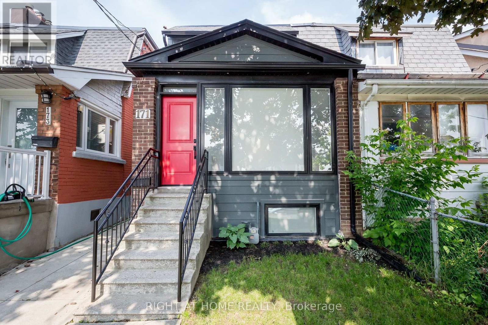 171 GILBERT AVENUE, Toronto, Ontario