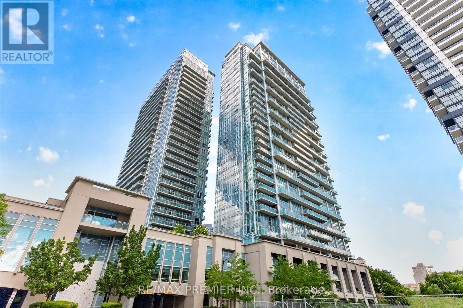 2133 - 165 LEGION ROAD N, Toronto, Ontario
