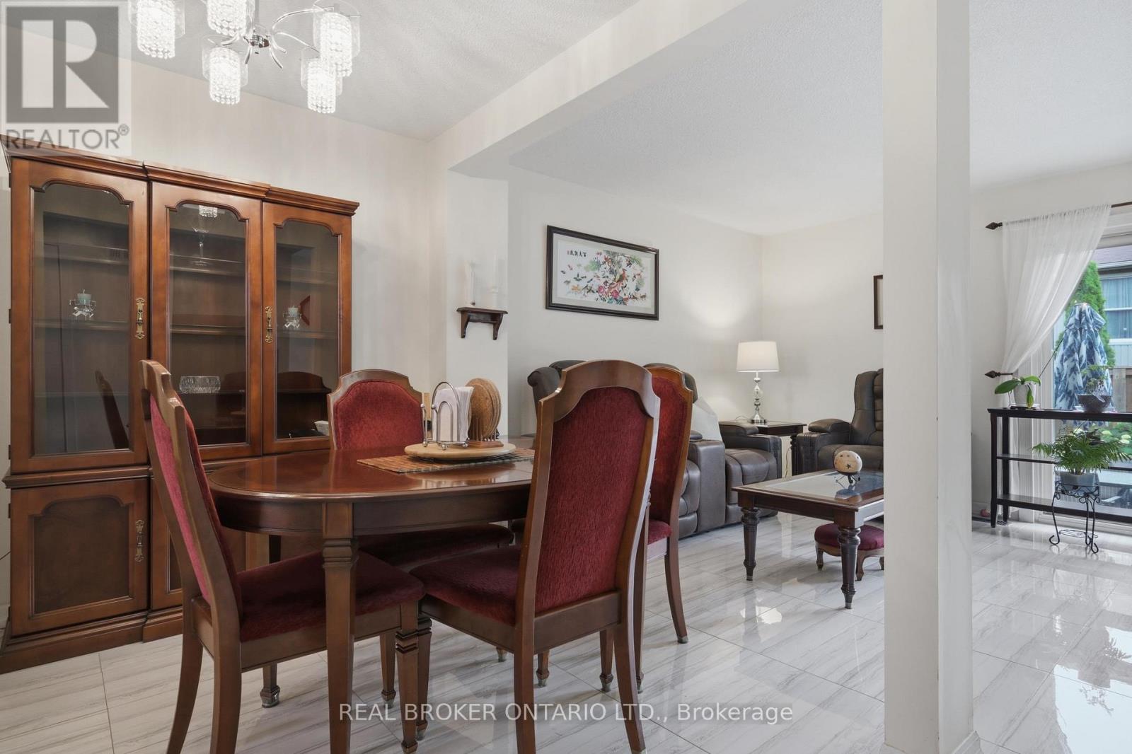 81 Permfield Path, Toronto, Ontario  M9C 4Y5 - Photo 8 - W13475572