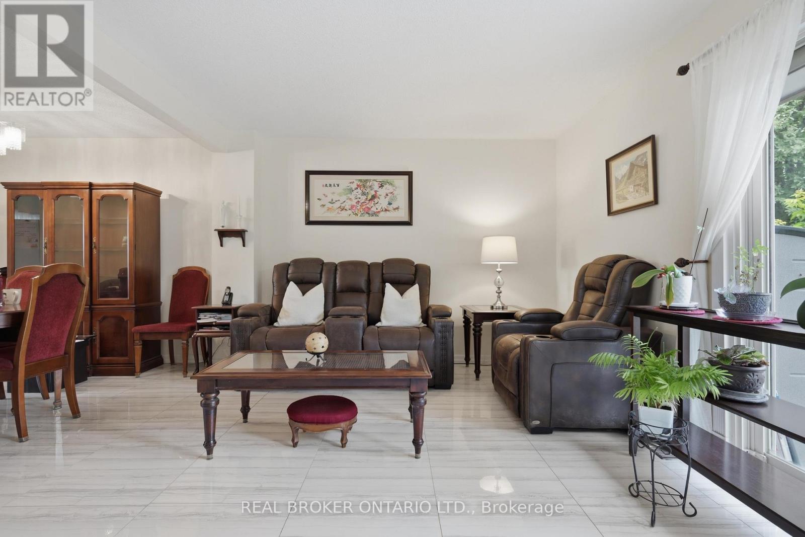 81 Permfield Path, Toronto, Ontario  M9C 4Y5 - Photo 7 - W13475572