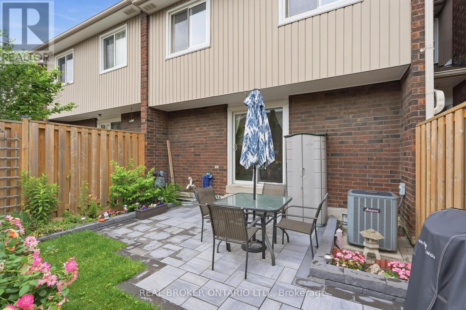 81 Permfield Path, Toronto, Ontario  M9C 4Y5 - Photo 19 - W13475572