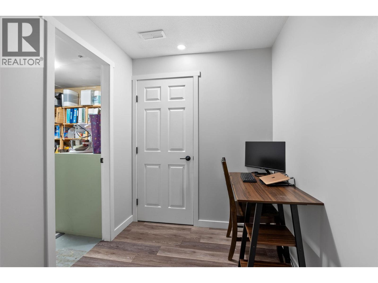396 Coyote Drive, Kamloops, British Columbia  V2C 6T8 - Photo 27 - 10391848