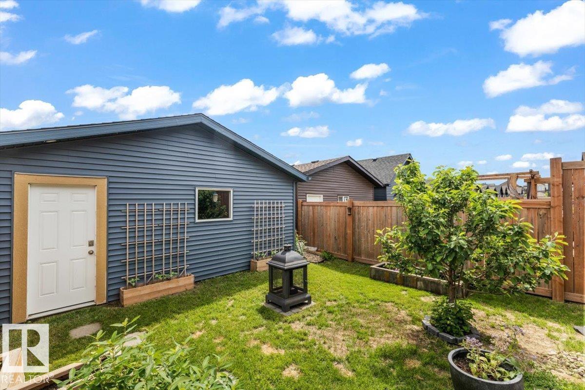 2043 Graydon Hill Cr SW, Edmonton, Alberta  T6W 4C5 - Photo 36 - E4495184