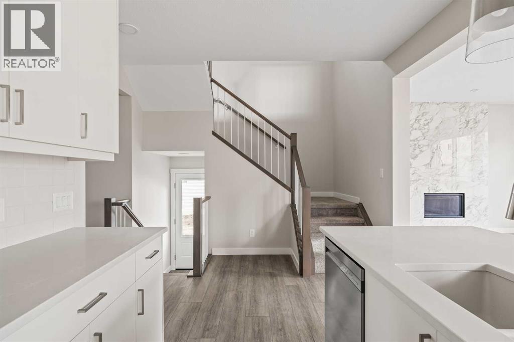 1241 Chinook Winds Circle SW, Airdrie, Alberta  T4B 5X6 - Photo 6 - A2286907