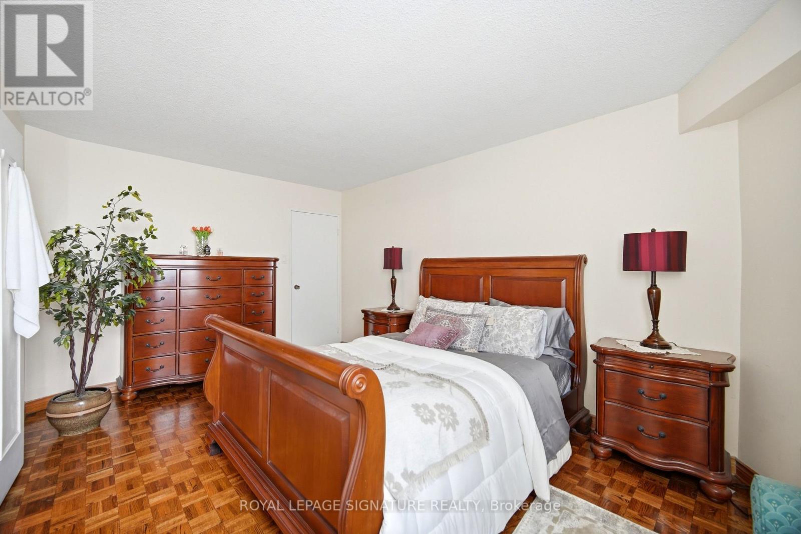 D20 - 288 Mill Road, Toronto, Ontario  M9C 4X7 - Photo 17 - W13475118