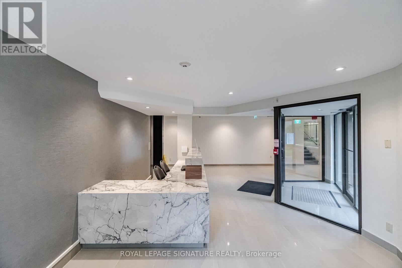 D20 - 288 Mill Road, Toronto, Ontario  M9C 4X7 - Photo 26 - W13475118