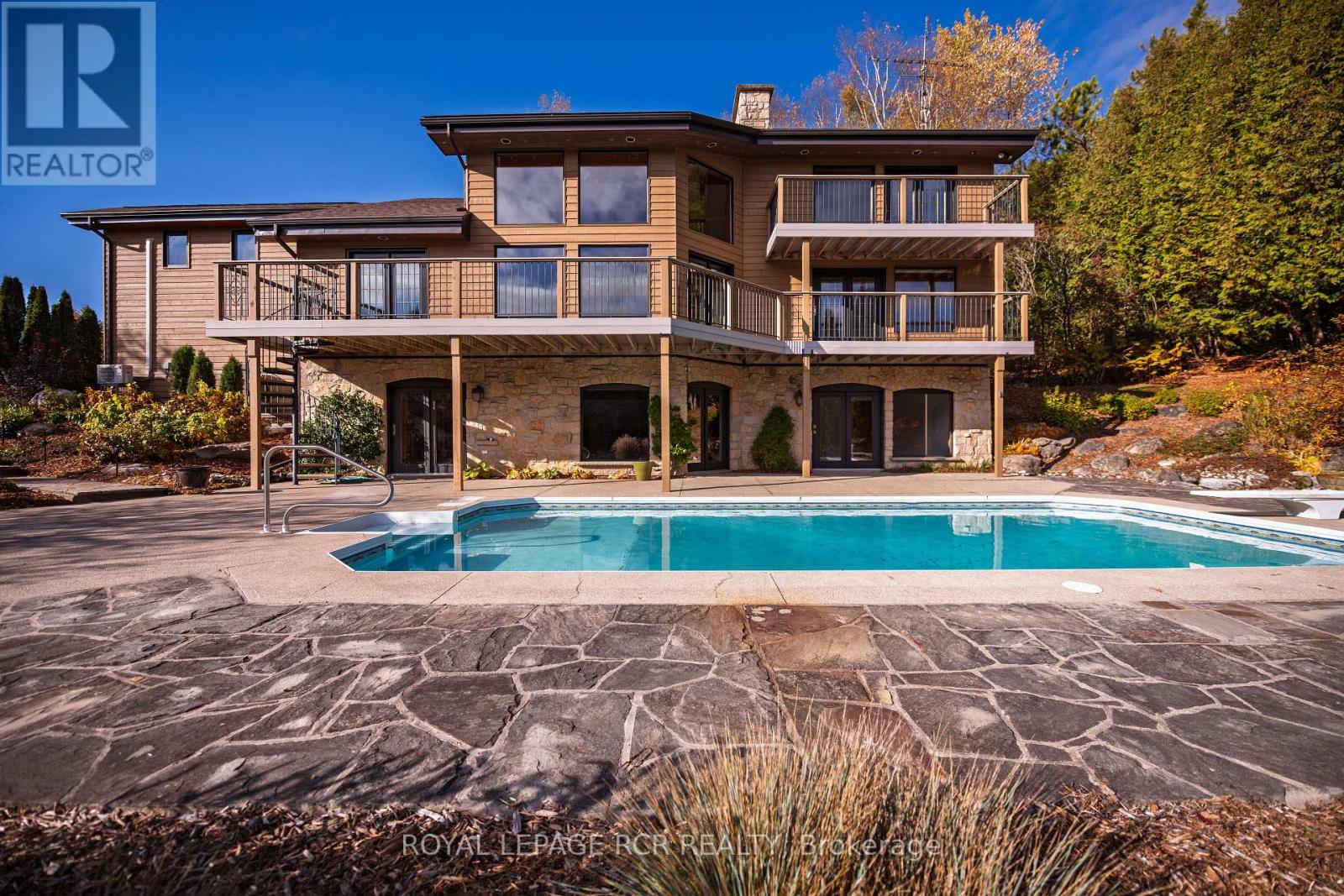 674189 HURONTARIO STREET, Mono, Ontario