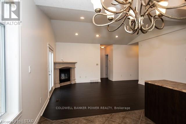 176 Tanoak Drive, London North, Ontario  N6G 5R3 - Photo 11 - X13478638